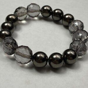 Beautiful Silver Gray Beaded Chunky Stretch Bracelet